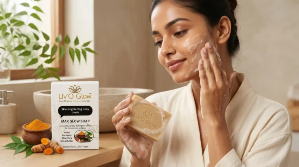 Model with Liv'O Glow Max Glow Soap